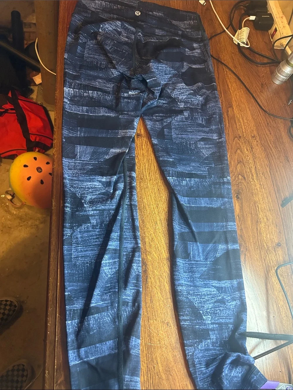 lululemon athletica Navy and Light Blue Patterned Leggings